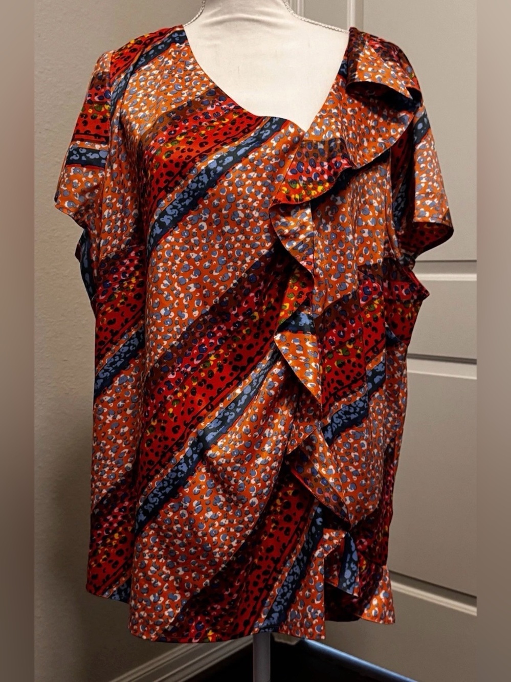 Lane Bryant 22/24 Multicolor Jewel Tone Print Satin Ruffle Top Blouse Cap Sleeve
